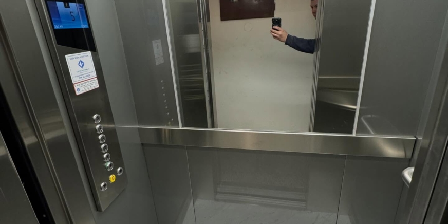 Kako smo u Šižgorićevoj 30 u Splitu savršeno uklopili dizalo u nemoguć prostor